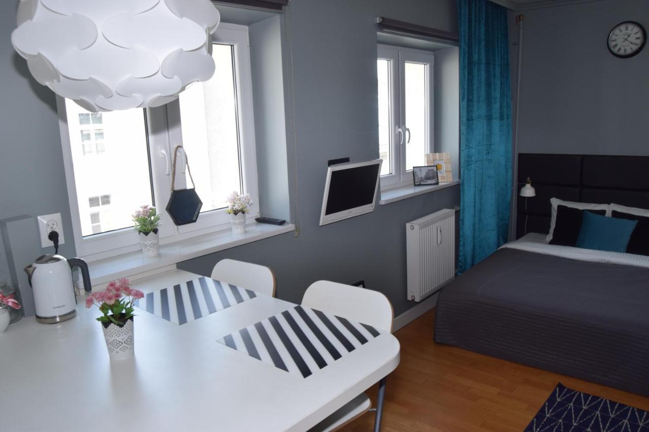 Be My Guest - Hoza Studio - Pkin Super Centrum Metro Wi-Fi Breakfast Warschau Exterior foto